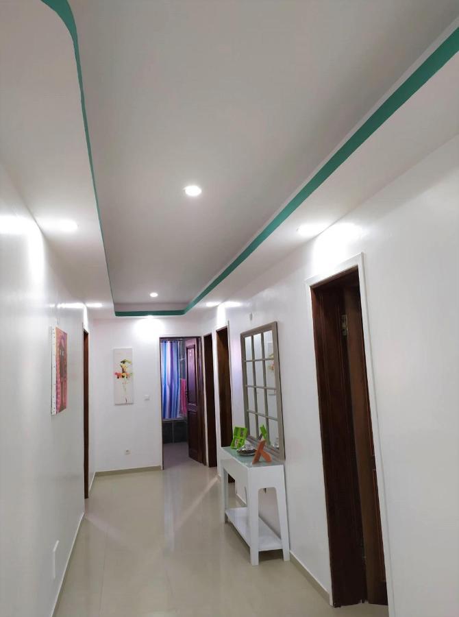 Casa Cabral : Big Apartment Next To The Beach Таррафал Экстерьер фото